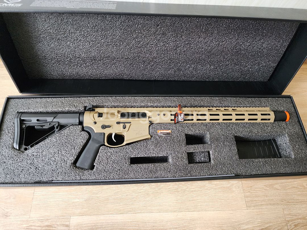 1번 NOVESKE 13.7인치GEN4 EBB--1