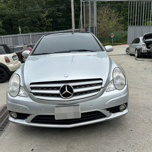 벤츠 W251 R350 464358 2008년 272 967 주행거리 165,580마일 관련 부품 판매합니다