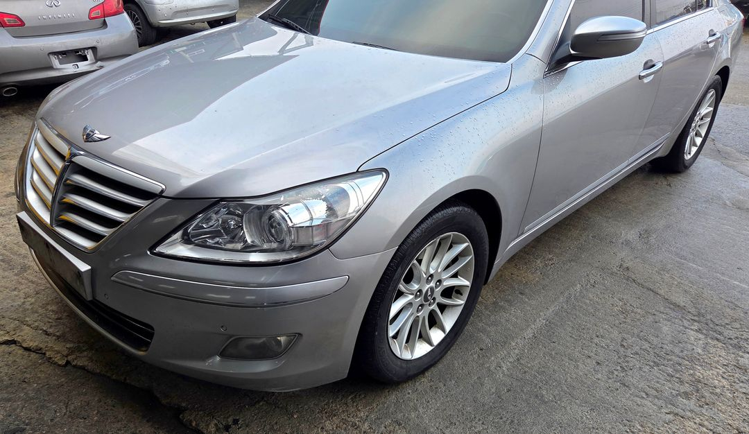 제네시스BH 폐차로 부품팝니다 은색 전기형 이미지