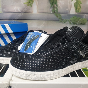 매장정품/ 아디다스 블랙실버메탈릭 여성운동화 250 스니커즈 HB74 이미지