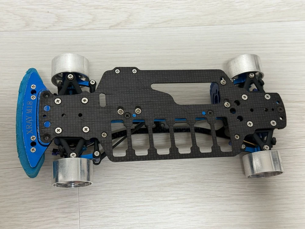 XRAY M18 1/18 마이크로 RC카 이미지