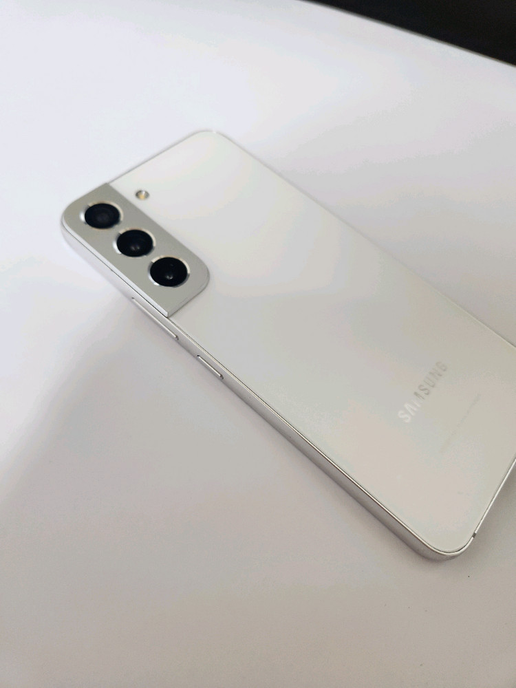 갤럭시S22 무잔상 아주깨끗 256기가 화이트--4