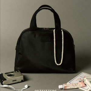 아웃피터스 토트백