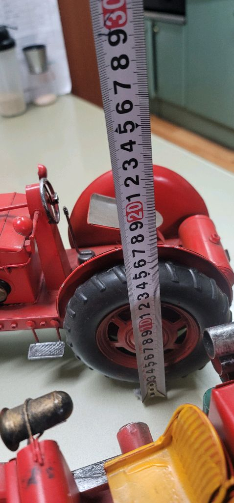 (새상품) 희귀 대형 빈티지 양철 소방차 및 트랙터 마지막 정리제품 설명:수집해온 물건들이 너무 많아져서 장식장 공 이미지