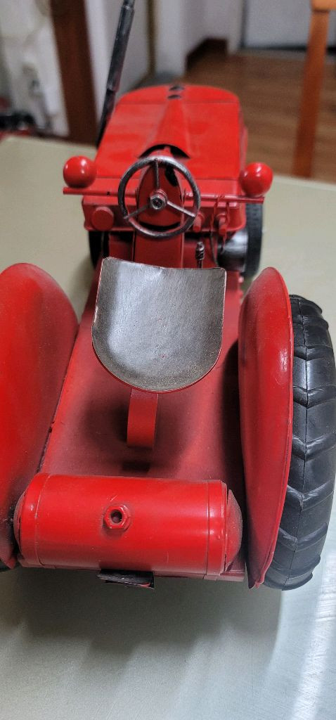 (새상품) 희귀 대형 빈티지 양철 소방차 및 트랙터 마지막 정리제품 설명:수집해온 물건들이 너무 많아져서 장식장 공 이미지