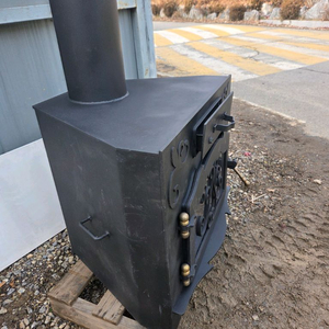 고급. 화목난로. 벽난로 이미지