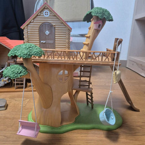 실바니안 페밀리 나무집 판매