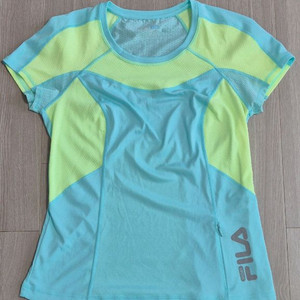 Fila 휠라 M 사이즈 반소매 운동 티셔츠
