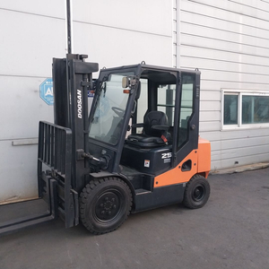 두산 디젤지게차 2.5톤 자동발장착 임대 판매