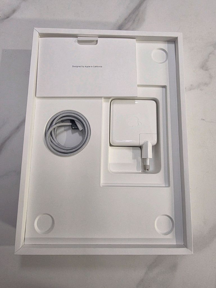 맥북 에어 M2 13.6 8g 256g 스그 풀박스--6