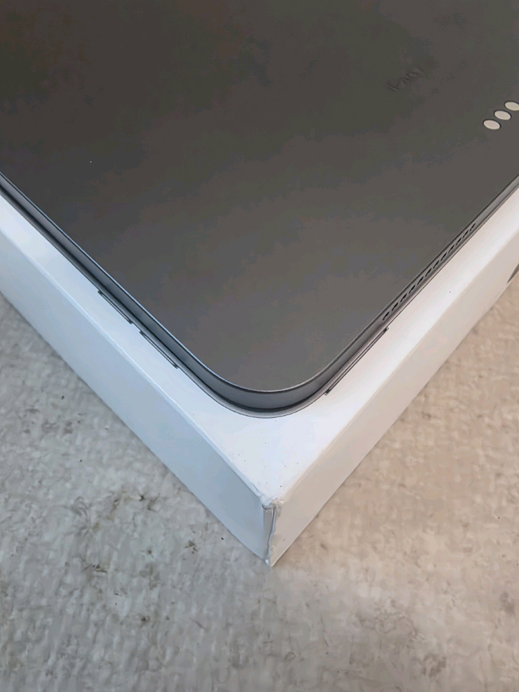 아이패드에어5 64g+ 펜슬2세대+키보드--3