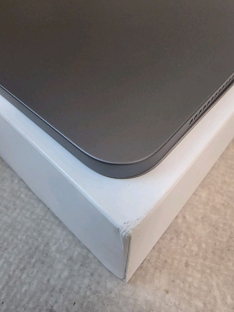 아이패드에어5 64g+ 펜슬2세대+키보드--5