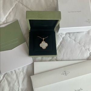 반클리프 매직 목걸이(가격인하)