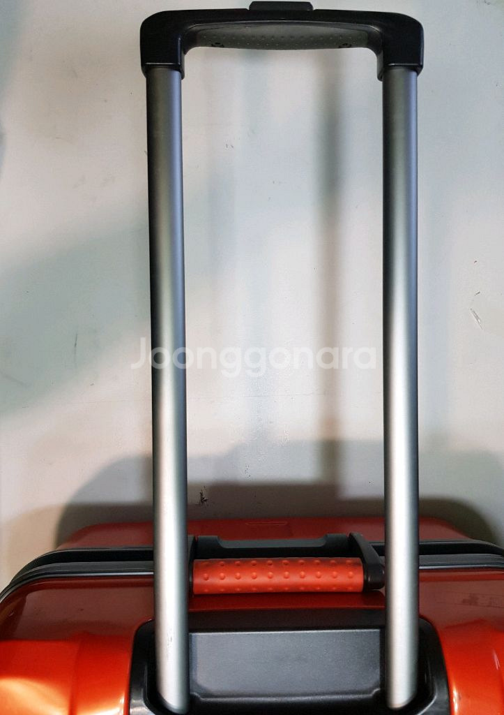 멘도자 펜저 22인치 캐리어--5