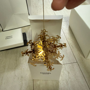 샤넬 트리 오너먼트