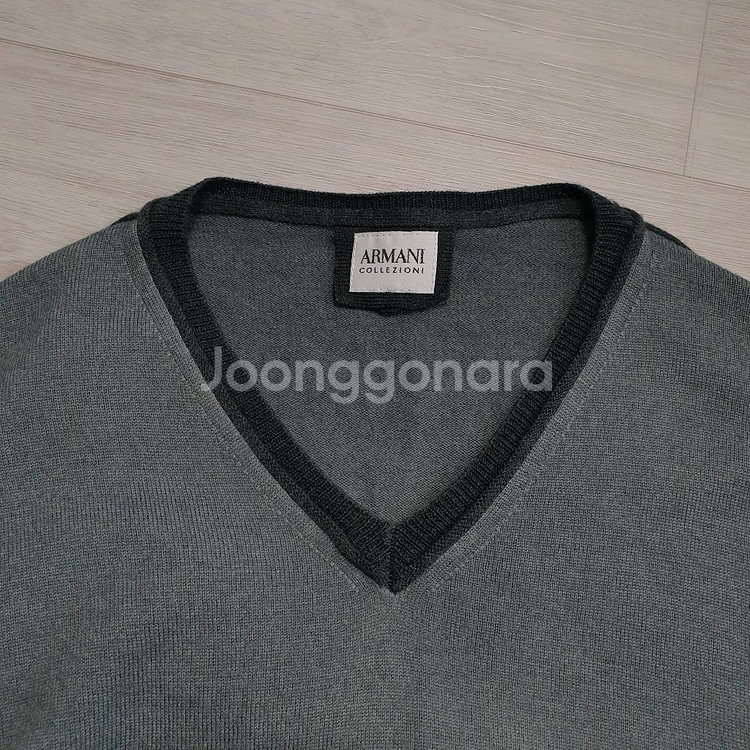 아르마니 꼴레지오니 그레이색상 울실크혼방 니트--2