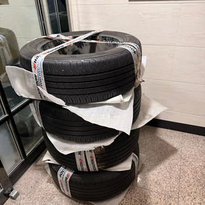 닷지 챌린저 18인치 정품 순정 5스포크 휠+마제스티 사계절 타이어 처분 이미지