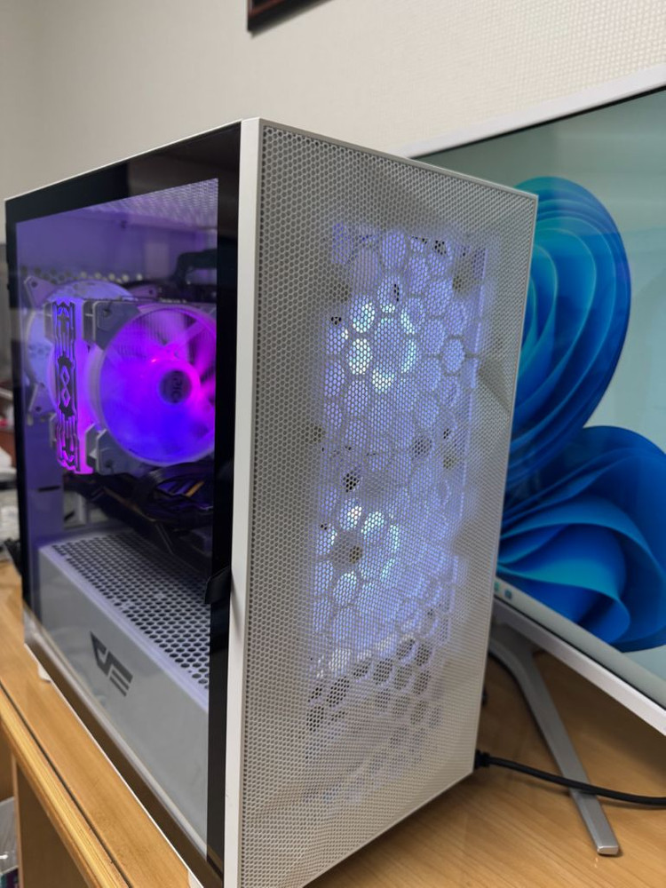 가성비 게이밍 컴퓨터 사무용PC i5 9400 램16GB RX5700XT--6