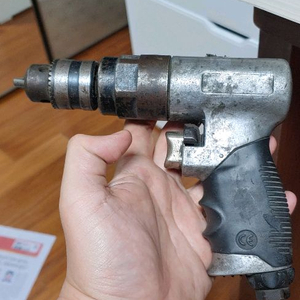 에어 권총 드릴 3/8 싸게팝니다.