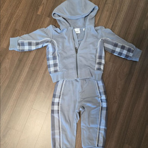 버버리 칠드런 상하의셋업 2Y ,3Y