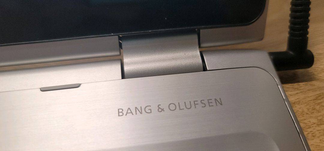 hp envy x360 360도 접히는 15.6인치 노트북 이미지