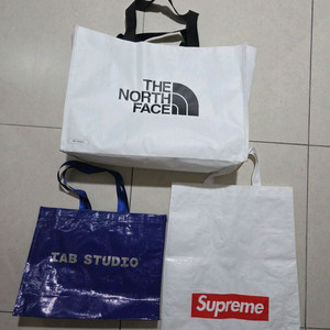 슈프림/아이앱 리유저블백 판매