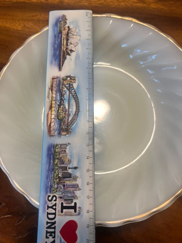 앵커호킹 골드 드림쉘 그릇 이미지