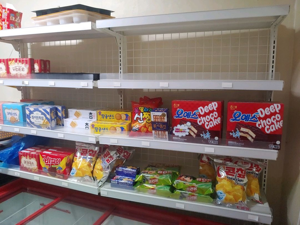 아이스크림진열대 무인매장창업 벽면형 냉동고진열대 선반 아이보리 이미지