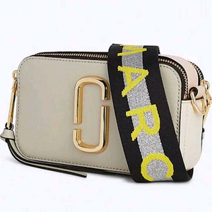 마크제이콥스 스냅샷 카메라백