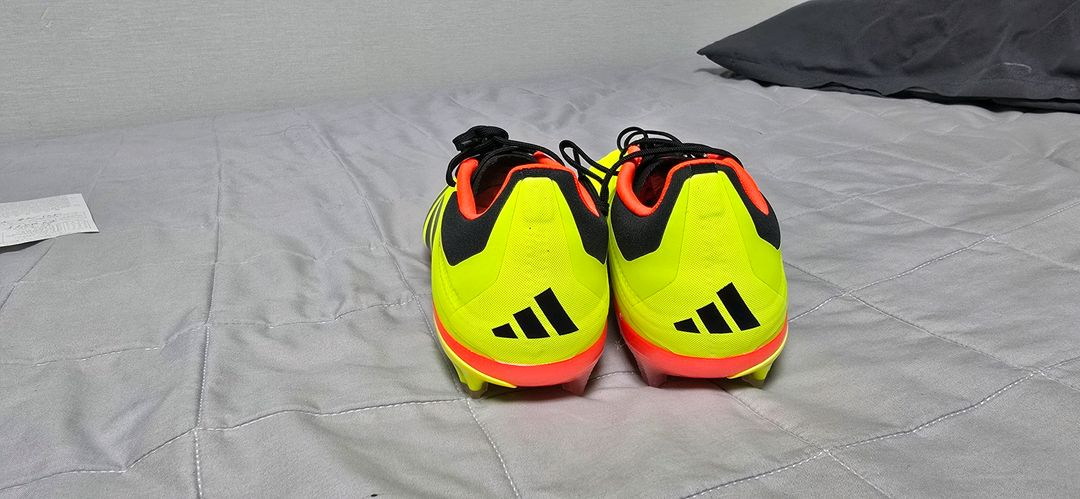 아디다스 프레데터 엘리트FG J 축구화 이미지