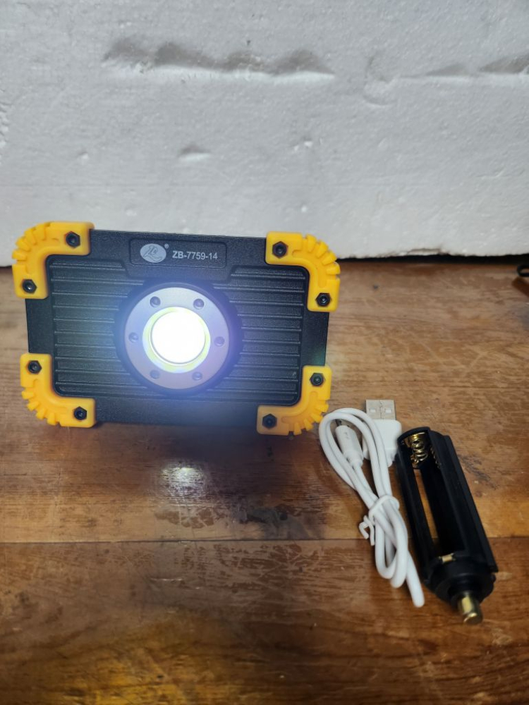 충전식 켐핑등 렌턴 이미지