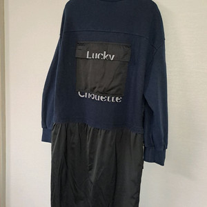 럭키슈에뜨 롱슬리브 원피스 66사이즈