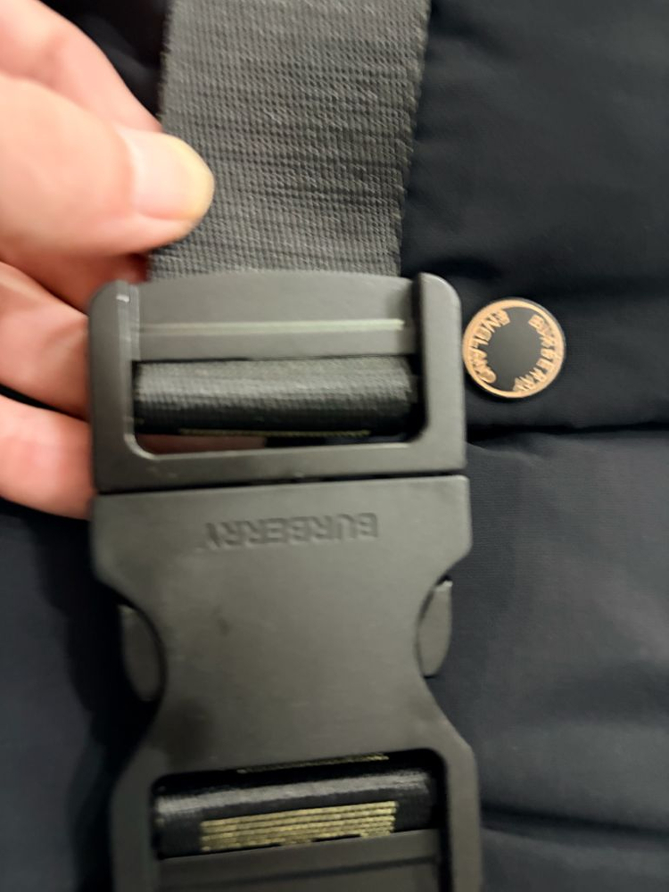 버버리 구스패딩--2