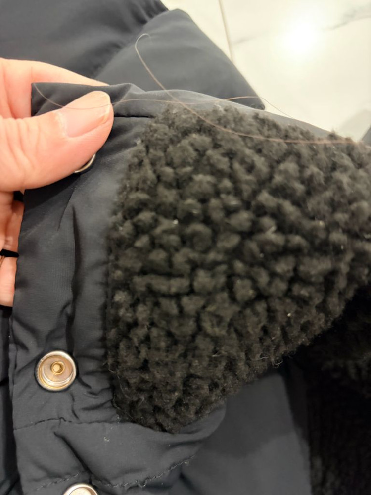 버버리 구스패딩--4