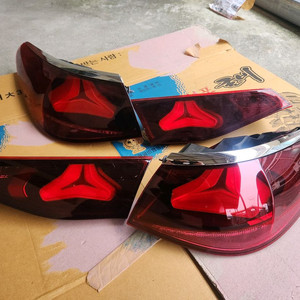 벤츠 E클래스 테일램프