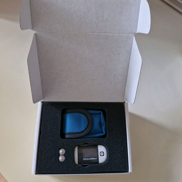 펄스옥시미터 <새상품>--1