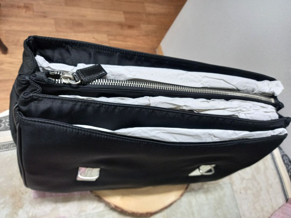 프라다 남성 서류가방--2