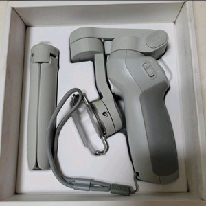 DJI OM 4 스마트폰 짐벌
