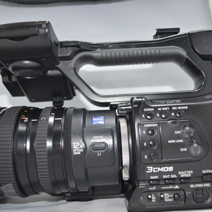 소니캠코더HVR-Z7N [소니Z7용렌즈VCL-308BWH ] 메모리유니트HVR-MRC1K상태깨끗한것 팝니다