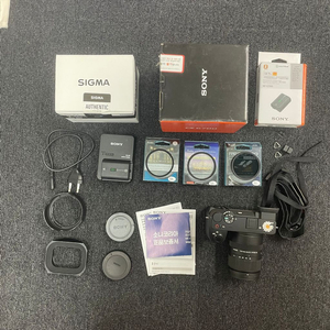 소니 A6700 + 시그마 18-50 판매합니다