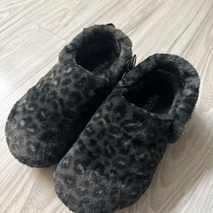 크록스 언퍼게터블 레오파드 클로그 240