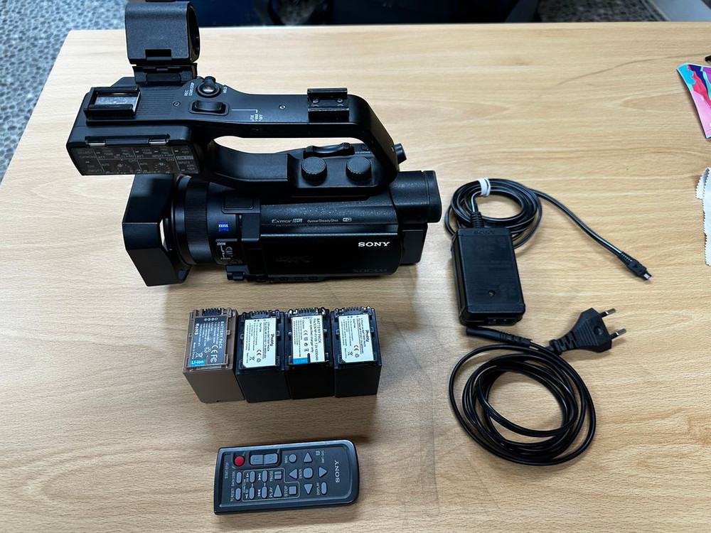 소니 pxw z90 4K 캠코더 이미지