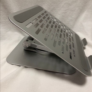 이코노미쿠스 노트북거치대 & 태블릿거치대 360도 팝니다.