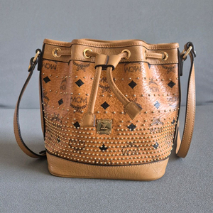 MCM 미니 드로우 스트링백 골드 비세토스 크로스백 숄더백