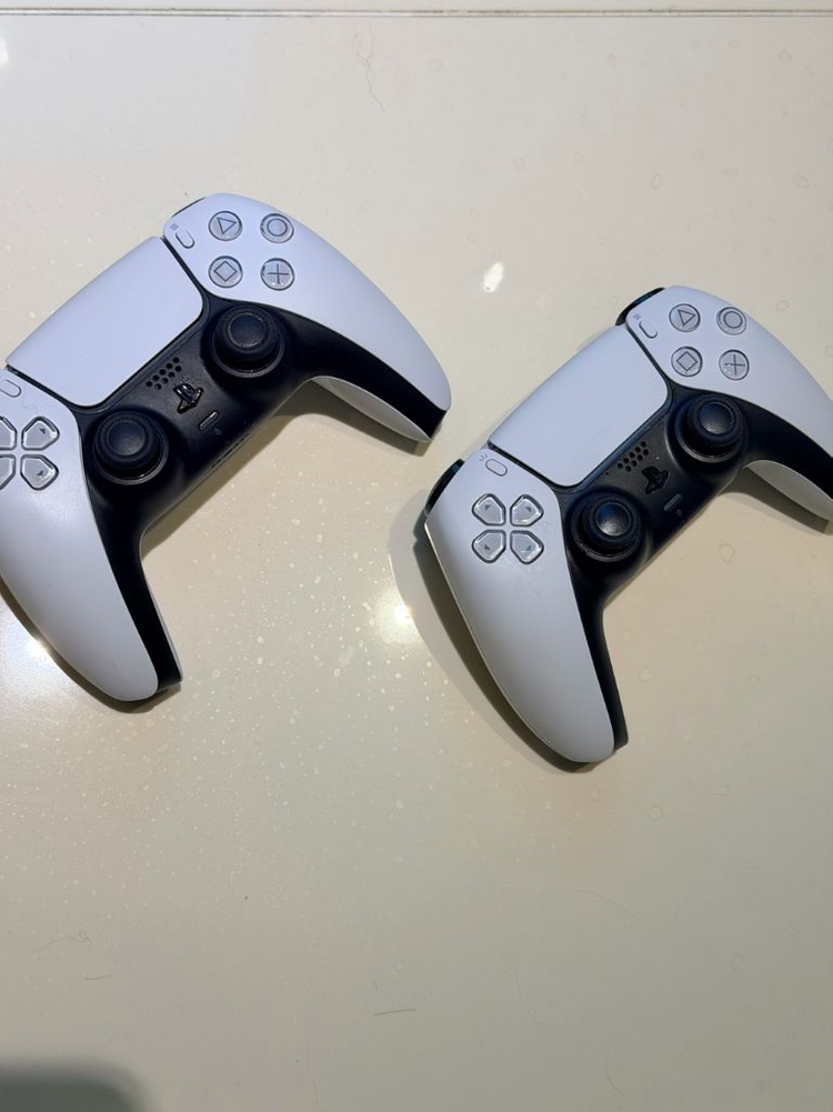 PS5 슬림 디지털 에디션 (플스5), 플스5 듀얼센스 2개 (화이트)--3