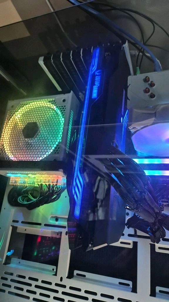 조택 RTX 3080 그래픽카드 AMP 10GB 이미지