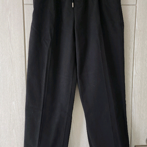 (새상품) 수아레 코튼 세미와이드 밴딩 팬츠 m사이즈 블랙