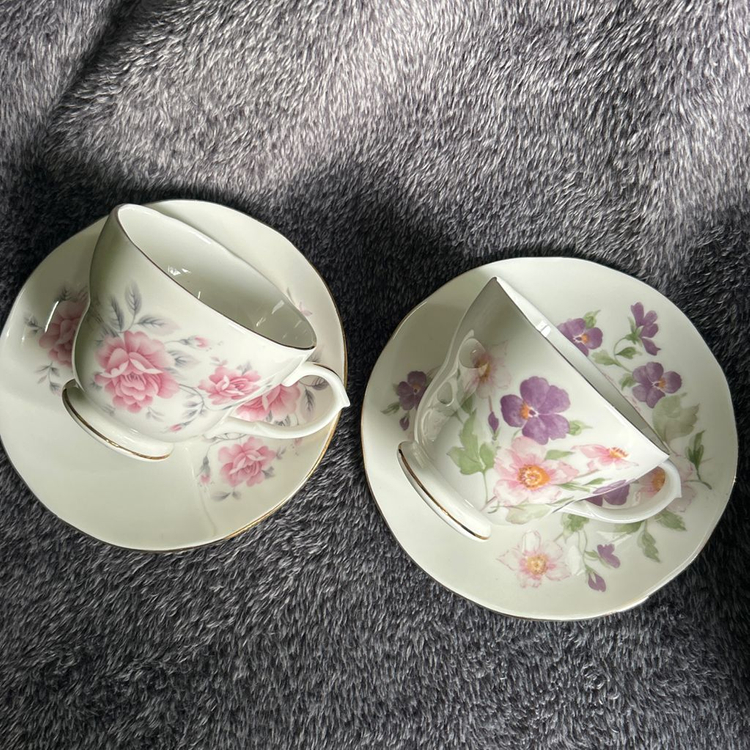 빈티지 영국 더치스 더체스 duchess 커피잔 찻잔 2조--1