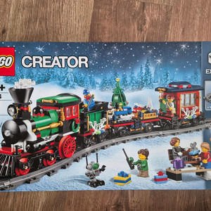 레고 윈터시리즈 10254 홀리데이 기차 이미지