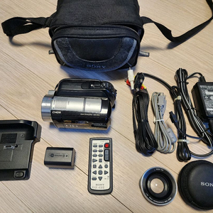 소니 hdr-sr10 캠코더 판매합니다.